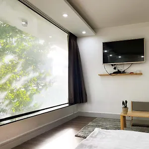 J&k Hotel