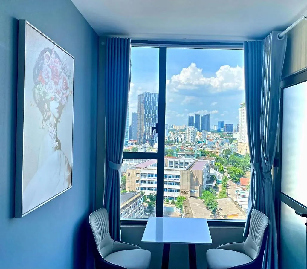 Your Homes River Gate Premium Ho Chi Minh City 4*,